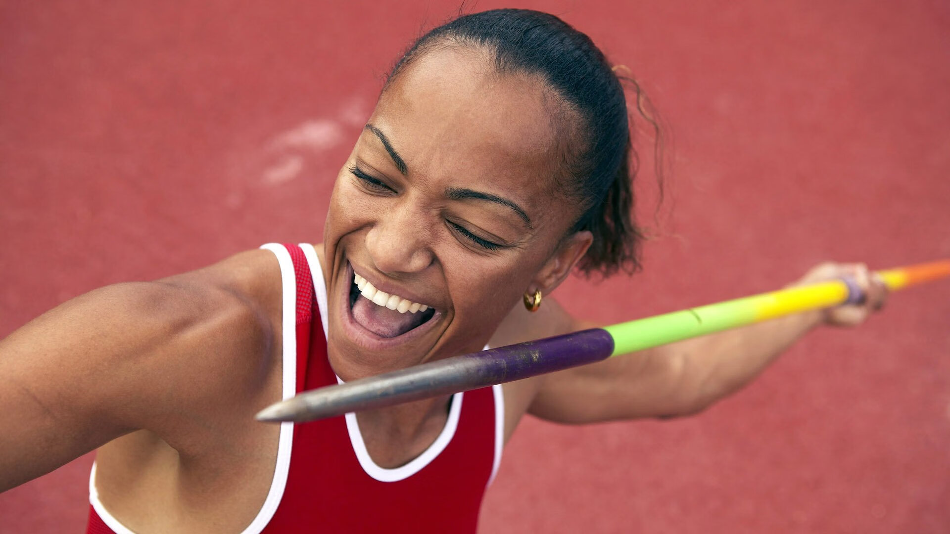 _全景天幕运动秀:光影雕塑之间的运动盛宴_,全景天幕夏天会不会很晒