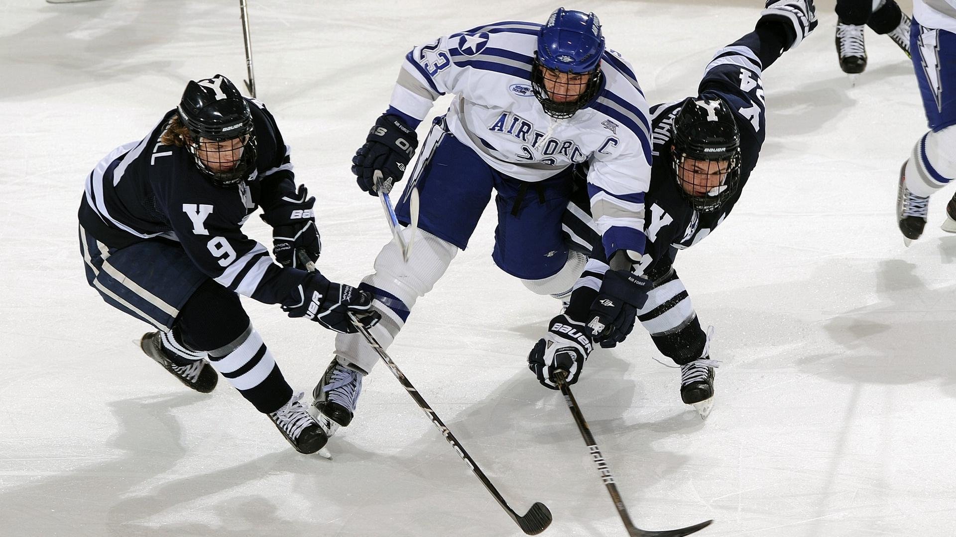 新兴电竞游戏崭露头角,市场竞争日趋激烈,电竞新平台