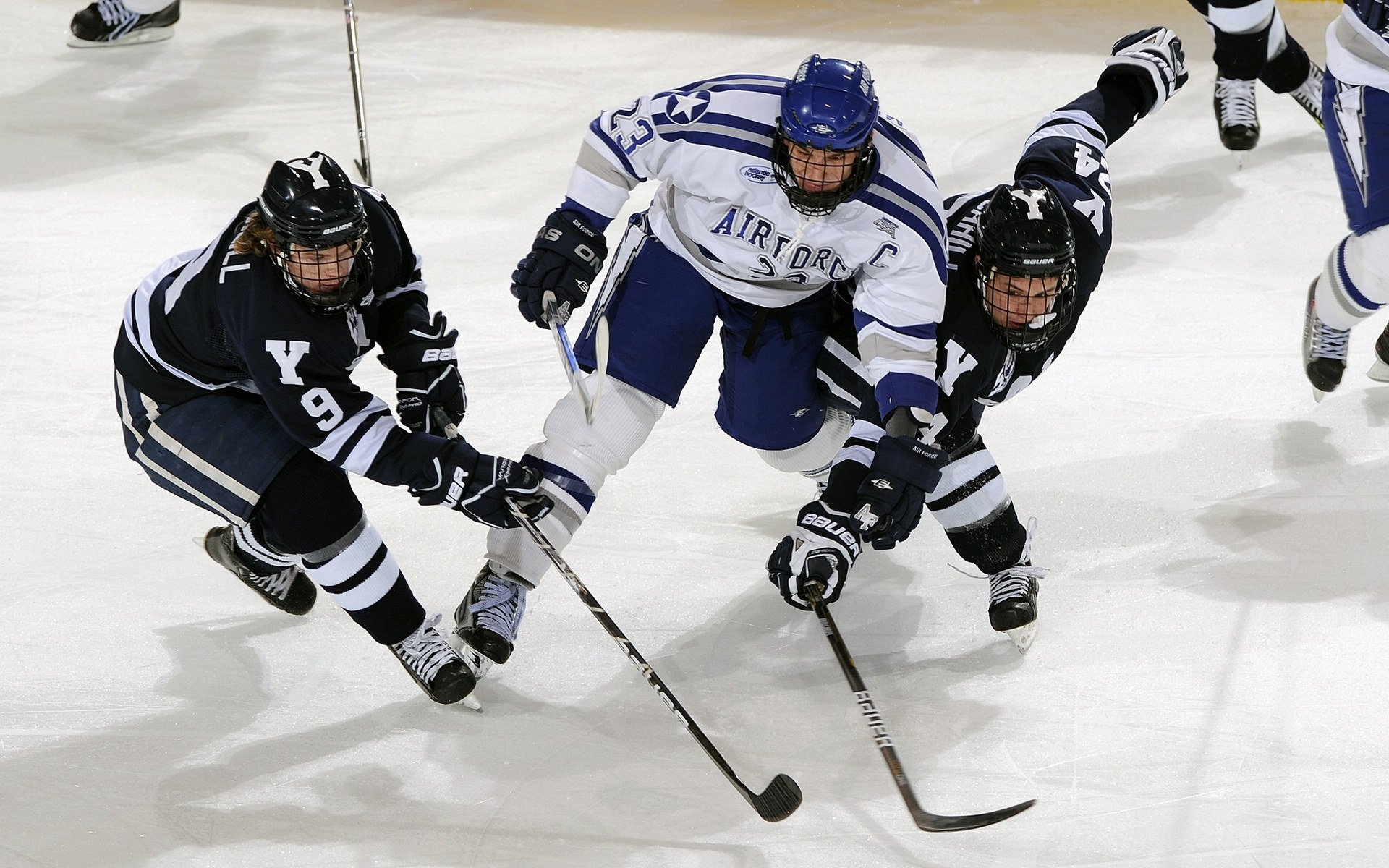 开云官网APP下载-赛场“秀技”大战：谁的突破最令人震撼？